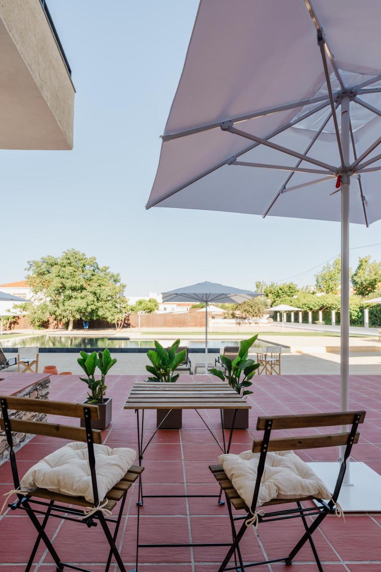 Villa Dos R'S Авис Екстериор снимка